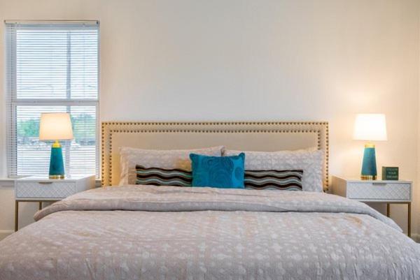 Cute Cozy House Close To Major Sporting Events And Restaurants ヒューストン エクステリア 写真
